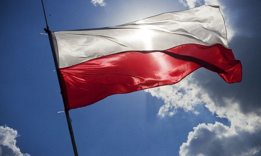 Narodowe Święto Niepodległości 11 listopada – wywieśmy biało-czerwone flagi!