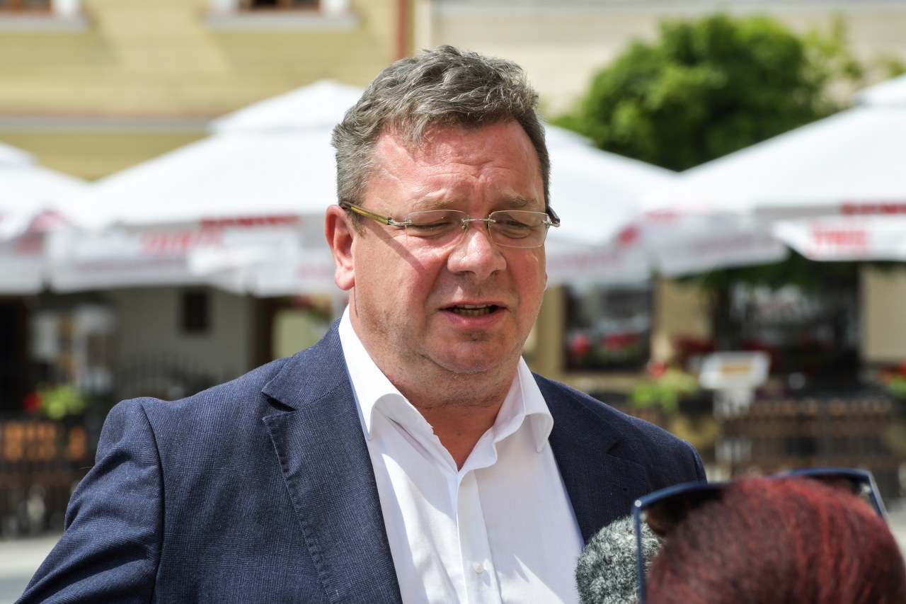 Tarnów. Konferencja prasowa Posła Michała Wójcika – kampania do Parlamentu Europejskiego / foto & video