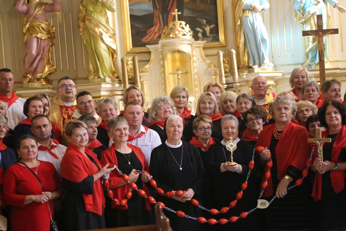 Do parafii w Uszwi sprowadzono relikwie św. Marii de Mattias / zdjęcia