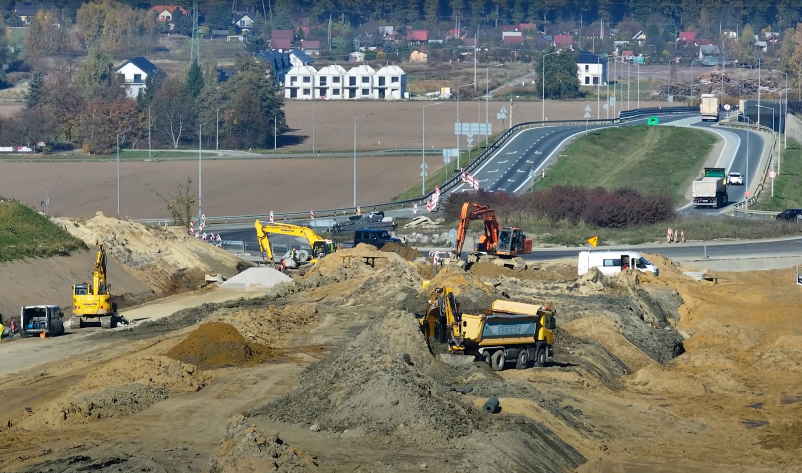 Łącznik Brzeski – epickie ujecia z drona. Zdążą do końca roku?