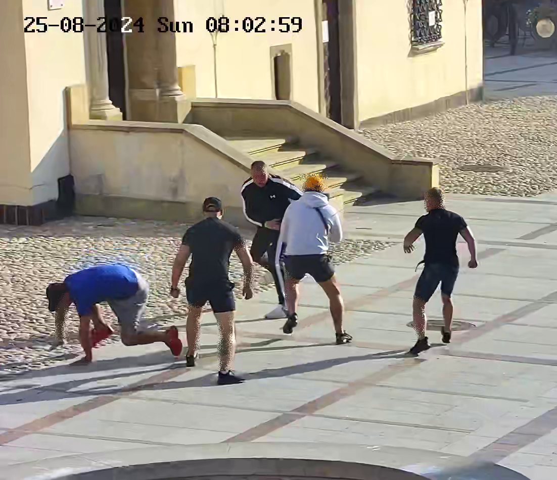 Pseudokibice z zarzutami