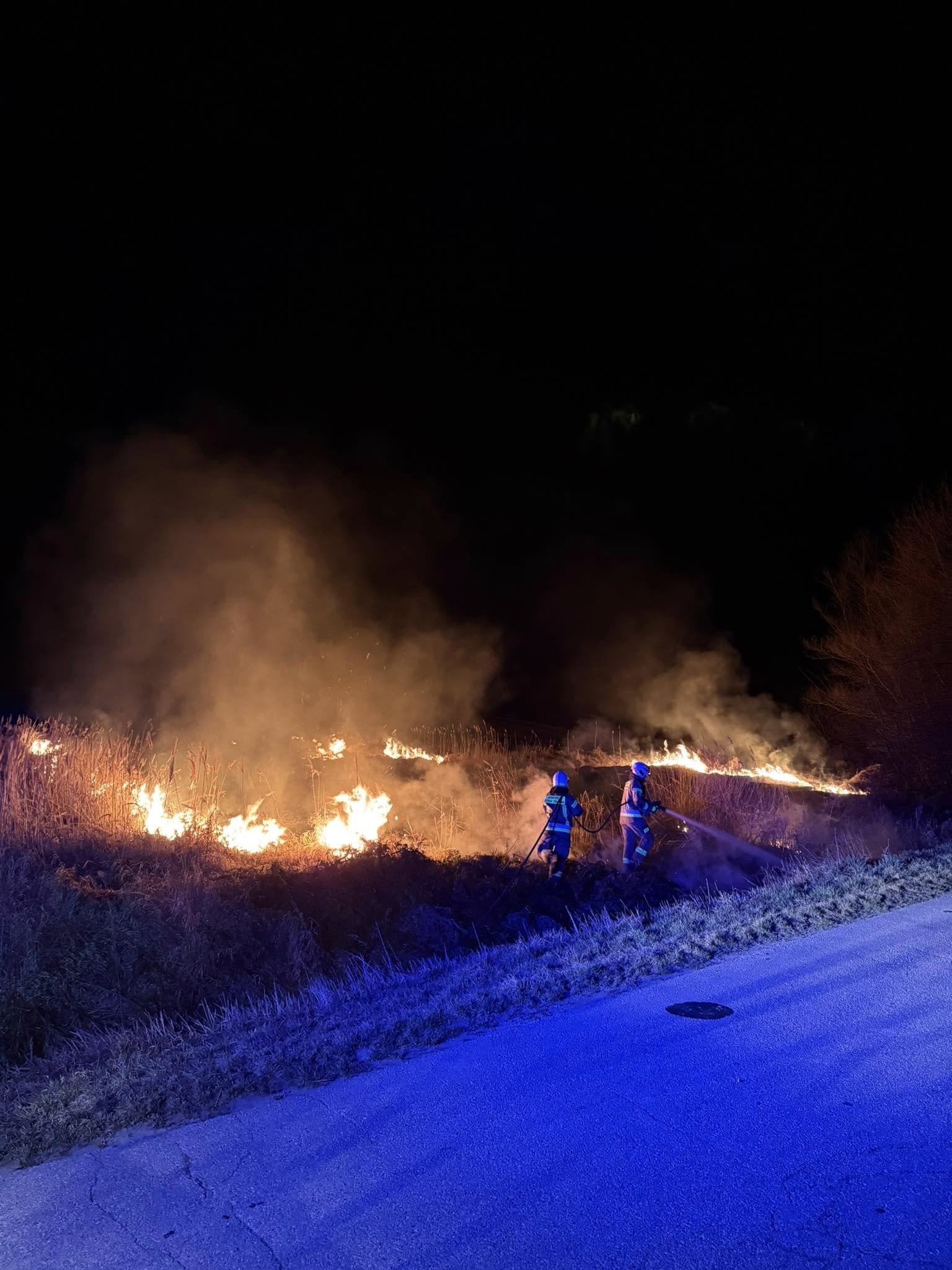 Uście Solne / Barczków. Dwa pożary traw w krótkim czasie / zdjęcia