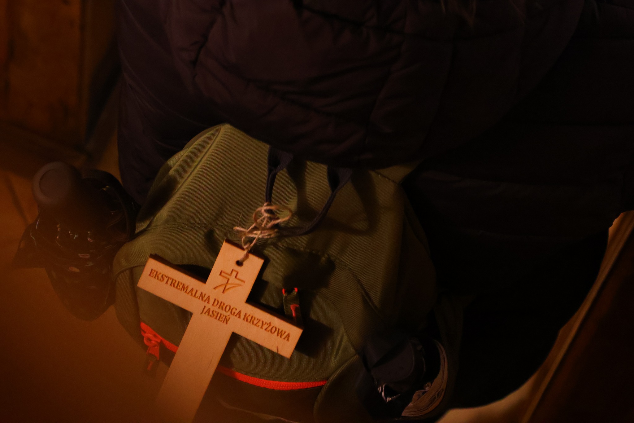 EDK w Powiecie Brzeskim. W skupieniu i modlitwie szli całą noc / zdjęcia