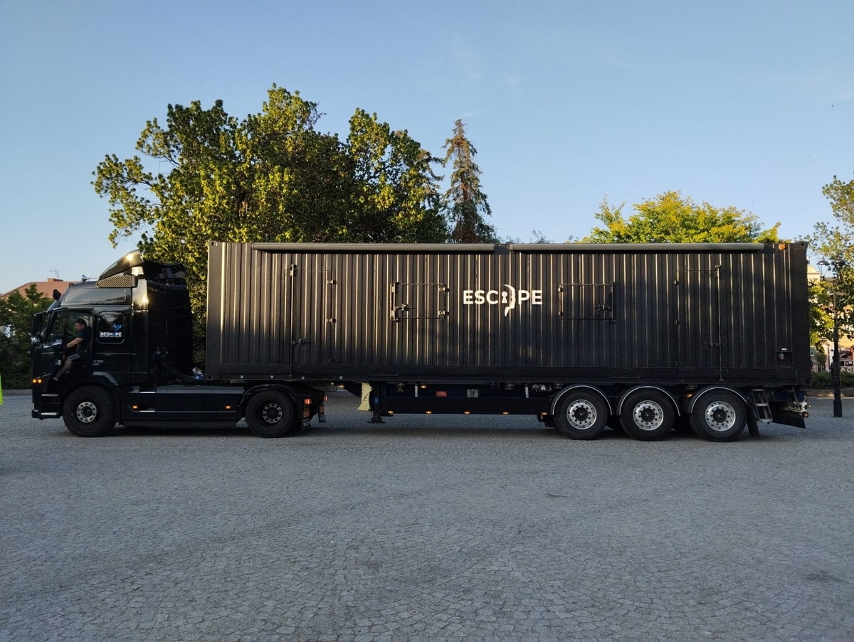 Escapetruck w Tarnowie. Policjanci będą edukować nt. handlu ludźmi