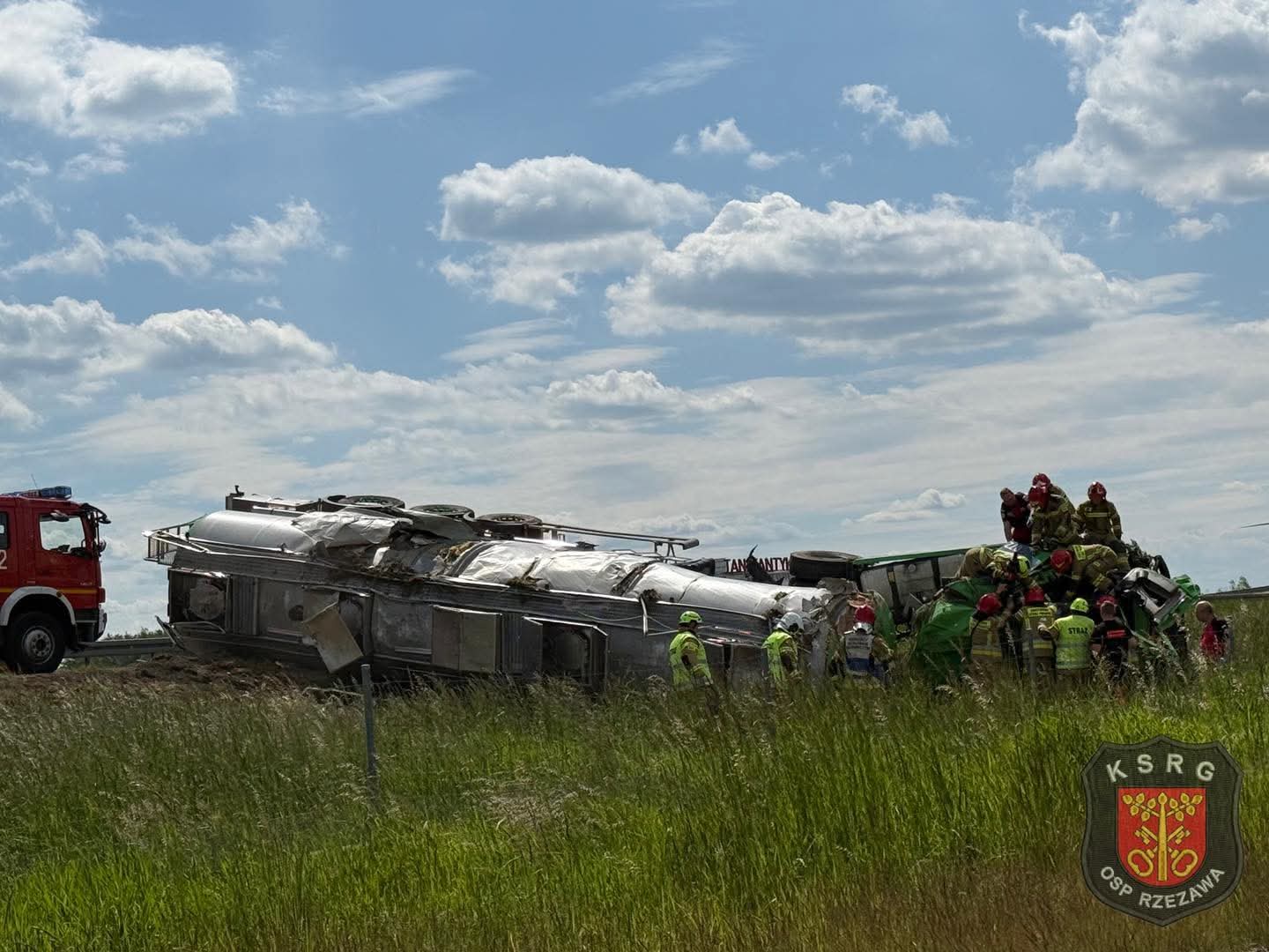 Poważny wypadek na autostradzie A4 pomiędzy węzłami Brzesko i Bochnia / 28 maja 2025 r.