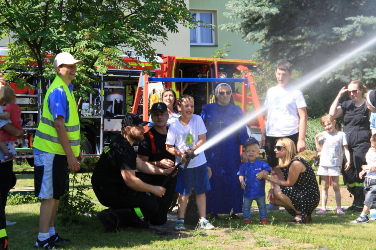 Dzień ze strażakami w brzeskiej Ochronce / zdjęcia
