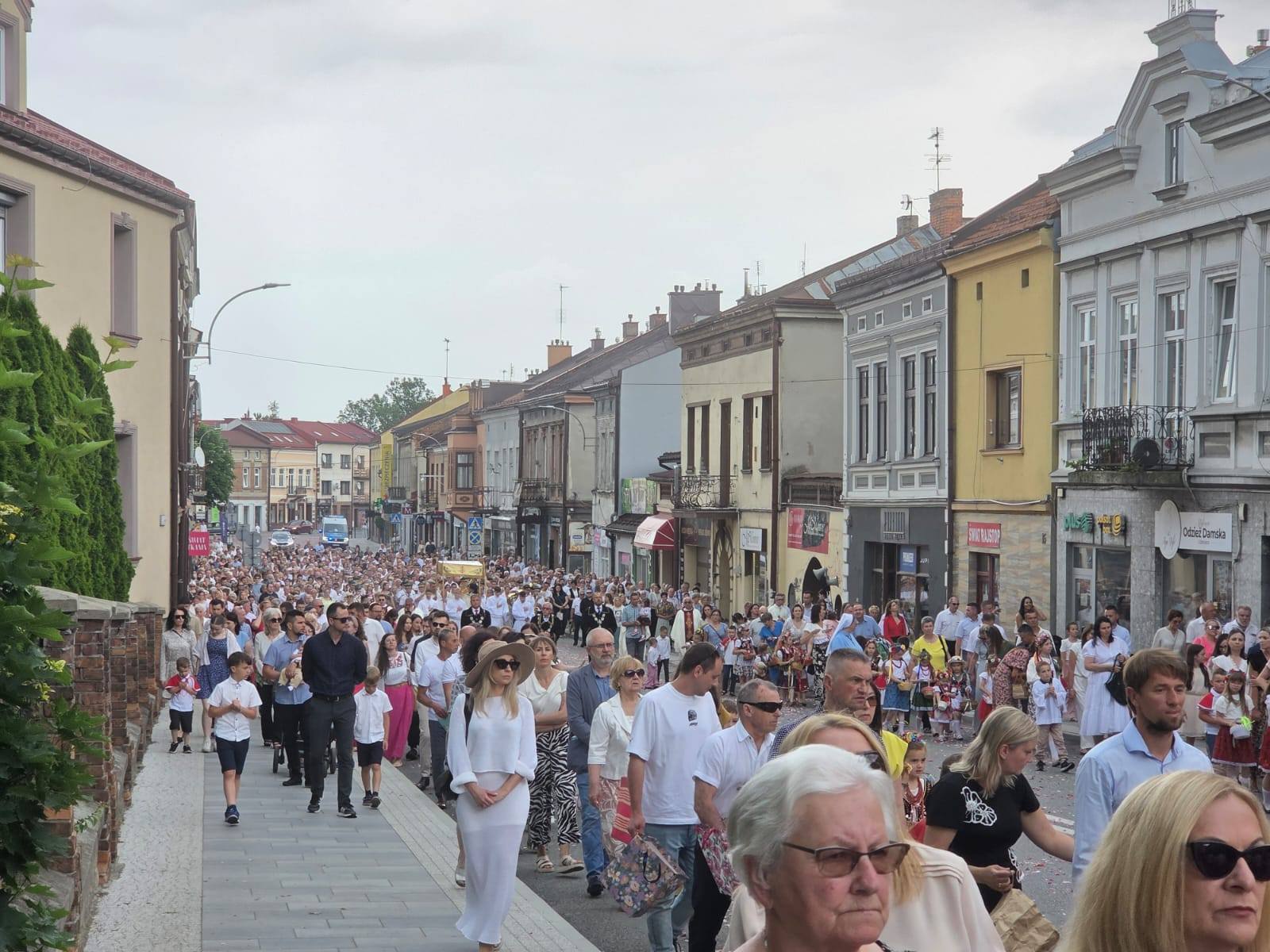 Procesja Bożego Ciała w Brzesku i Borzęcinie / 19 czerwca 2025 r. / zdjęcia