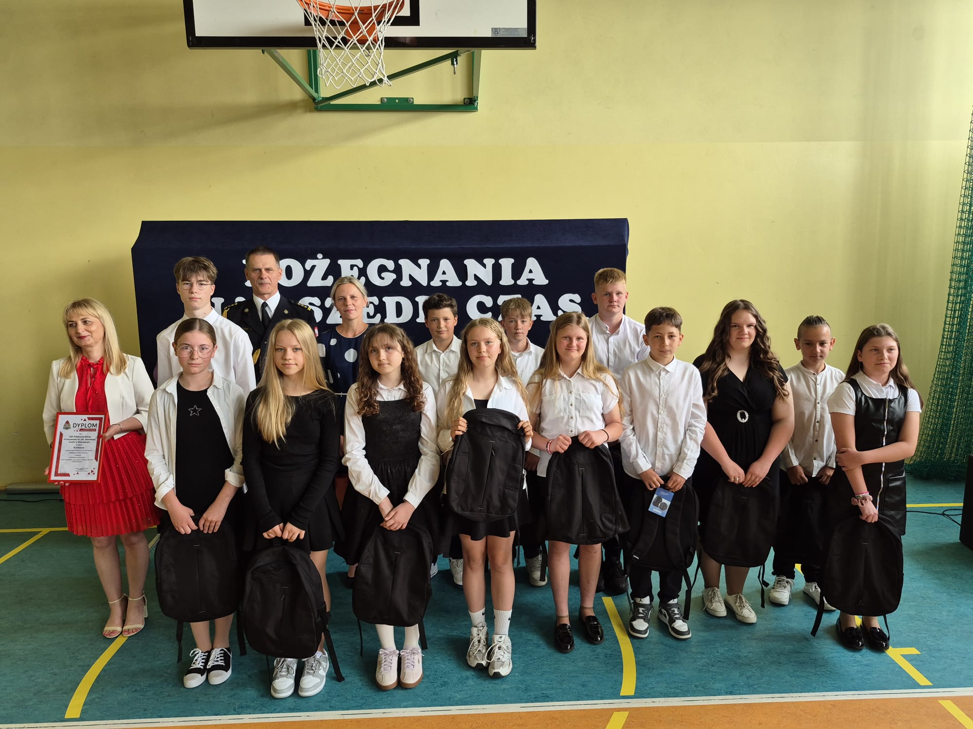 Uczniowie z Biesiadek z wyróżnieniem za promocję Państwowej Straży Pożarnej