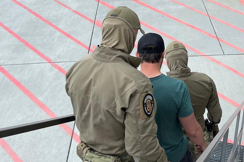 Podróż Polaka zamiast w Belfaście zakończyła się w Krakowie