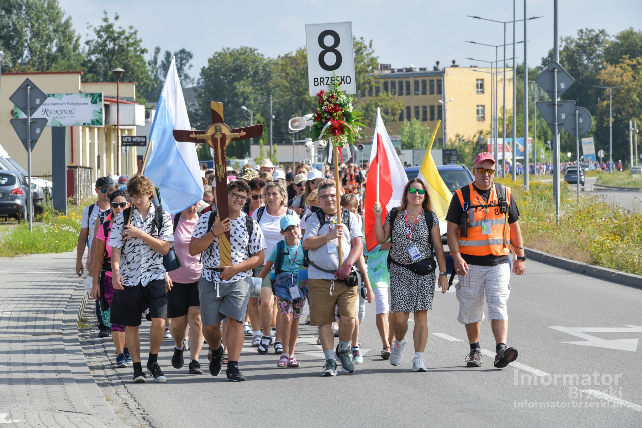 Piesza Pielgrzymka Tarnowska – pierwszy dzień na szlaku/ zdjęcia