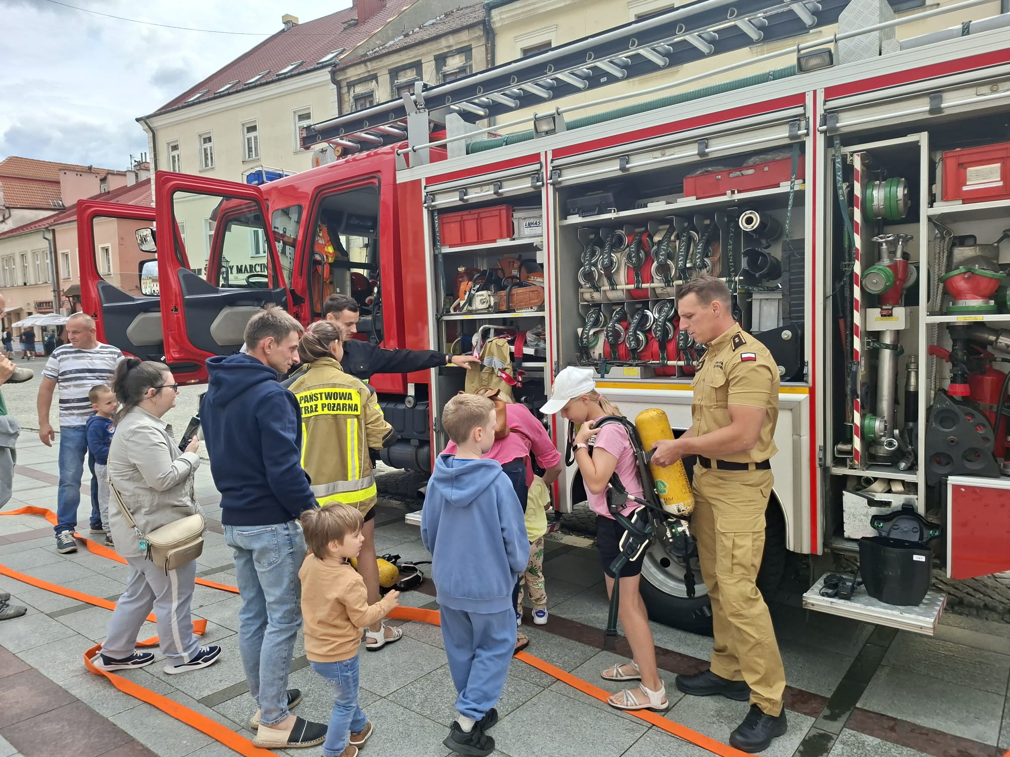 Tarnowscy strażacy promowali się podczas akcji Lato z Radiem