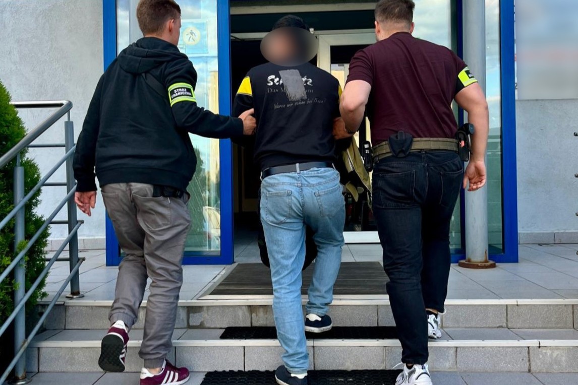 Kolejne decyzje zobowiązujące cudzoziemców do powrotu