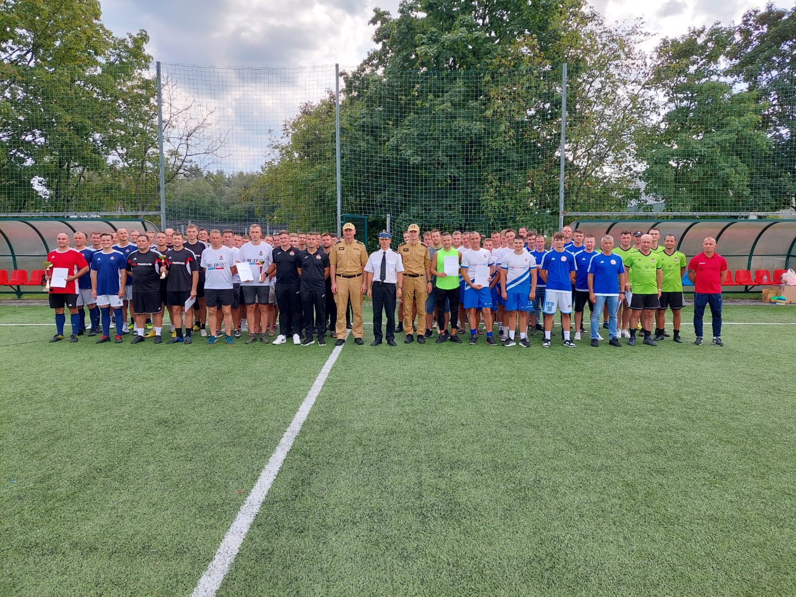 Piąte miejsce brzeskich strażaków w wojewódzkim turnieju piłkarskim