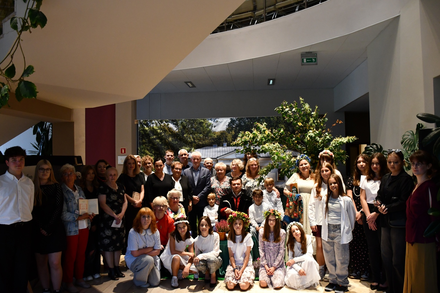 Spotkanie z Kochanowskim pod lipą – Narodowe Czytanie 2025 w Brzesku