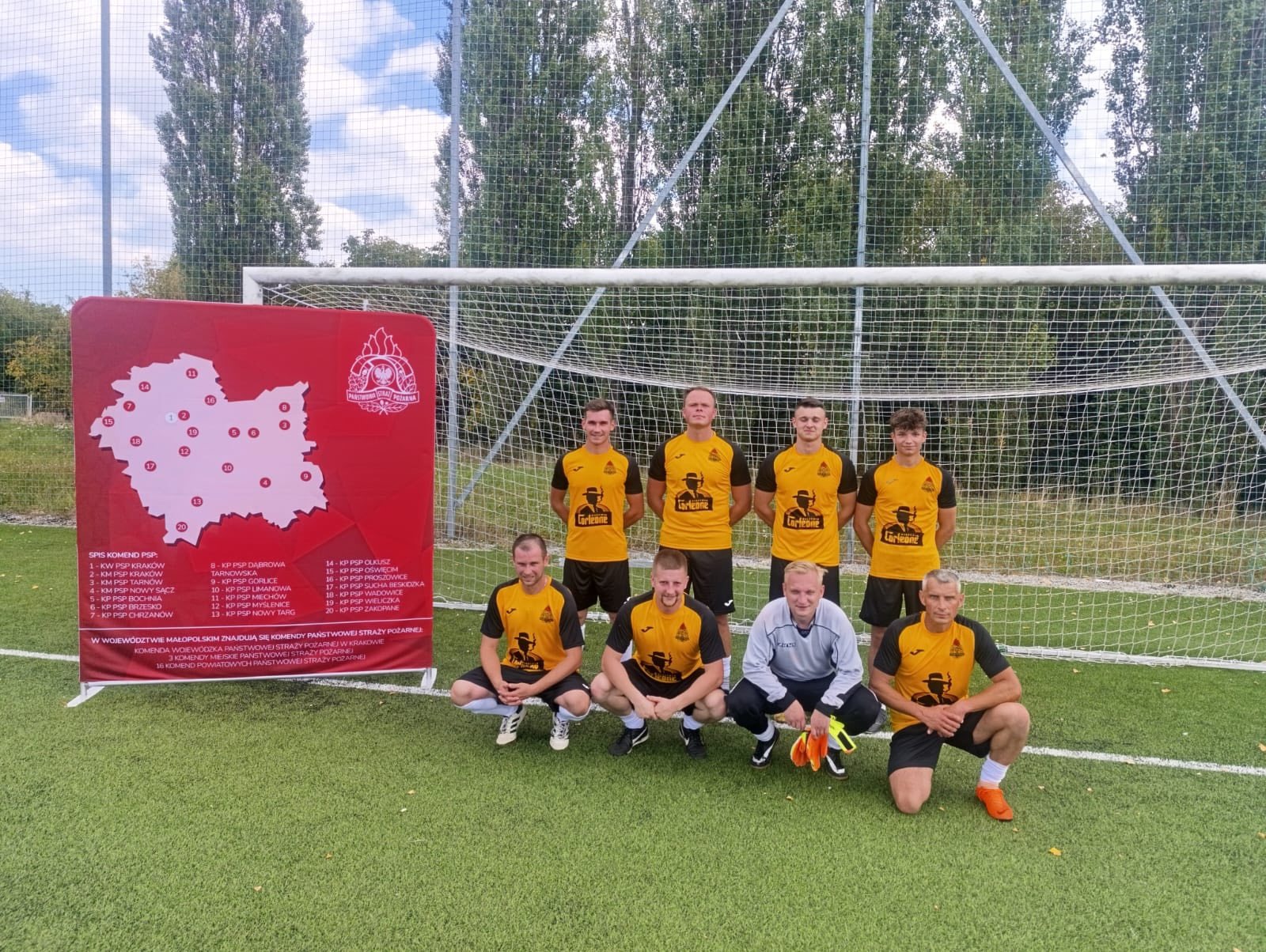 Brzescy strażacy w finałowej ósemce turnieju piłkarskiego