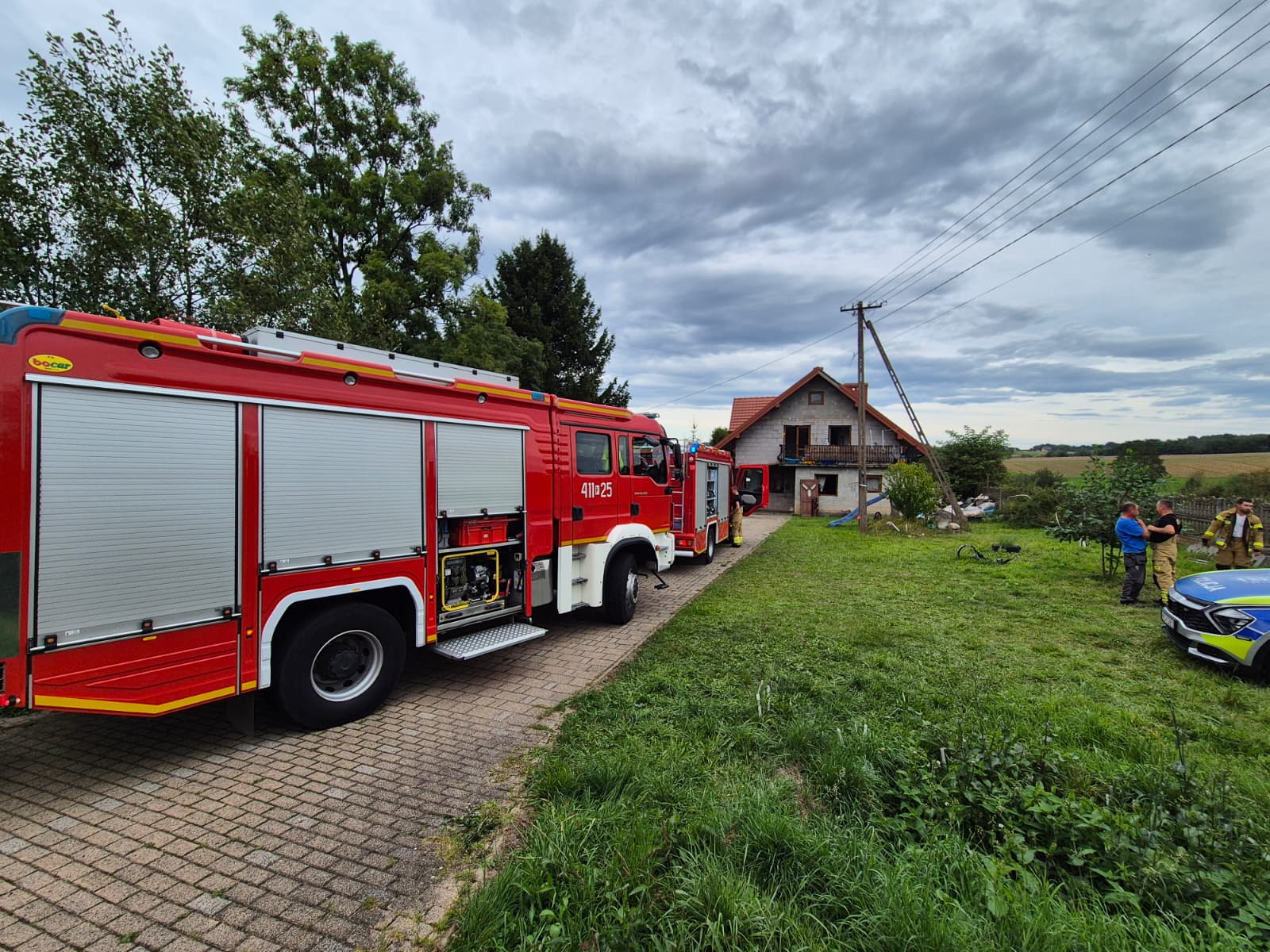 Uszew. Pożar w domu / zdjęcia