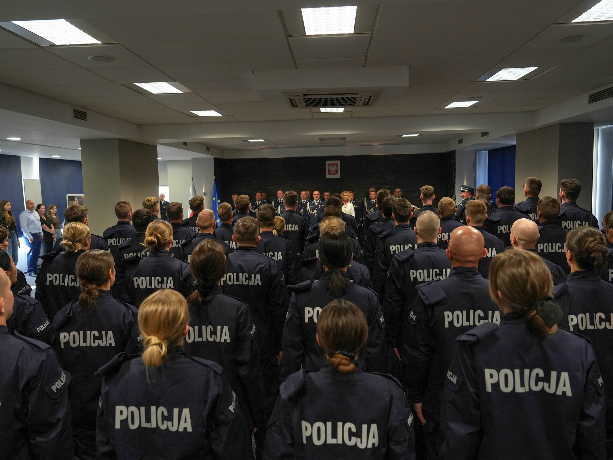 Nowi policjanci w komendach w Brzesku i Bochni