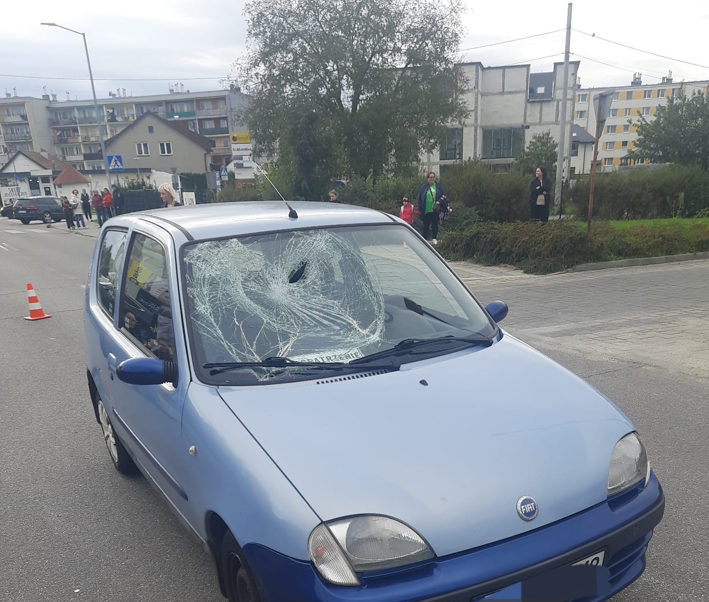 Potrącenie pieszego na ul. Królowej Jadwigi w Brzesku / 26 września 2025 r.