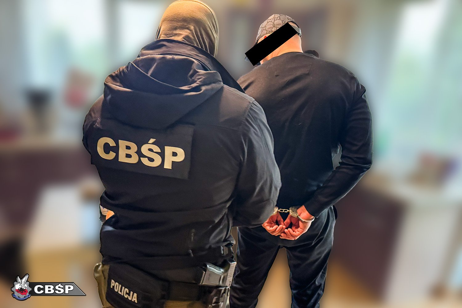 Tarnów-Kraków. Policjanci rozbili grupę pseudokibiców powiązaną z narkobiznesem