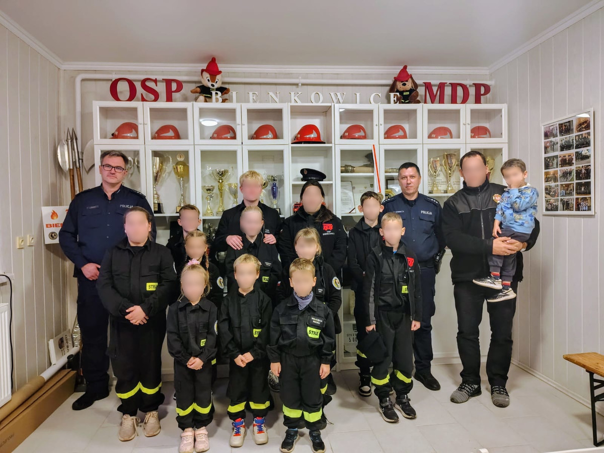 #DzielnicowyBlizejNas Profilaktyka z Młodzieżową Drużyną Pożarniczą