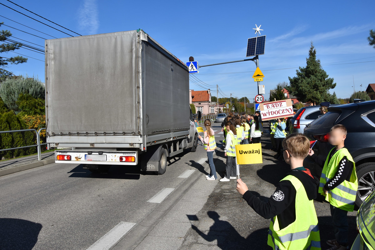 Działania profilaktyczne w ramach akcji pn. „Odblaskowa Szkoła”