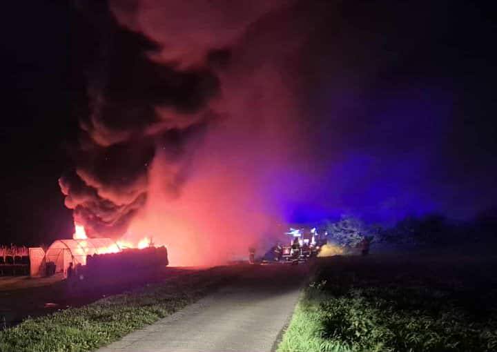 Kąty. Pożar budynku gospodarczego / 13 października 2025 r. / zdjęcia