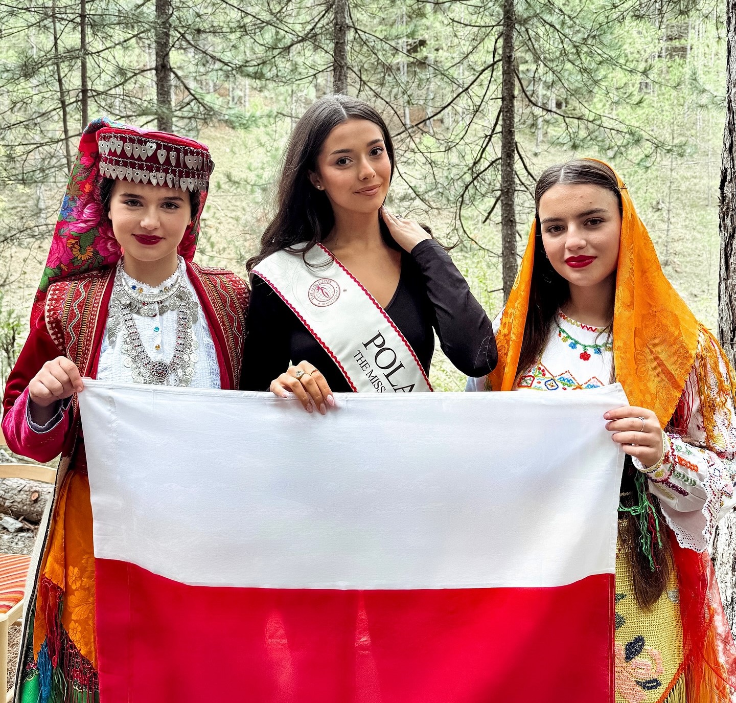 Nie zdobyła korony, ale serca – Julia Czesak reprezentowała Polskę na konkursie The Miss Globe