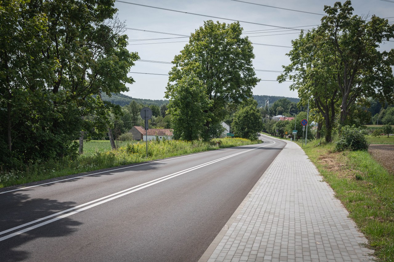 Wojnicz inwestuje w infrastrukturę. Drogi, chodniki i parkingi zmieniają oblicze gminy