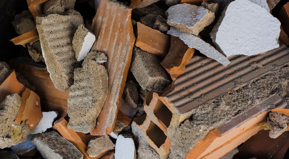 Jak sprawnie (i legalnie) pozbyć się gruzu po remoncie?