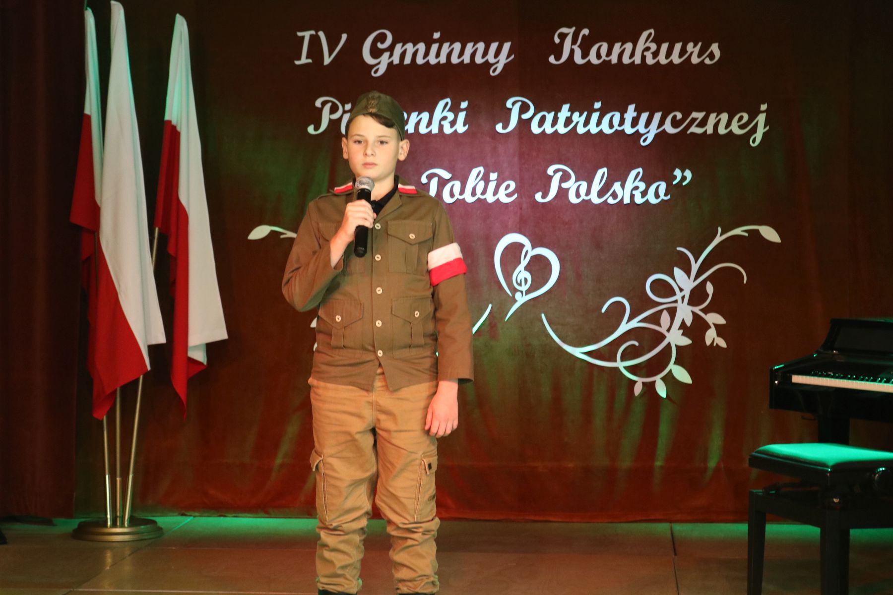 Gmina Dębno. „Tobie Polsko” – zaśpiewali dla Niepodległej / zdjęcia