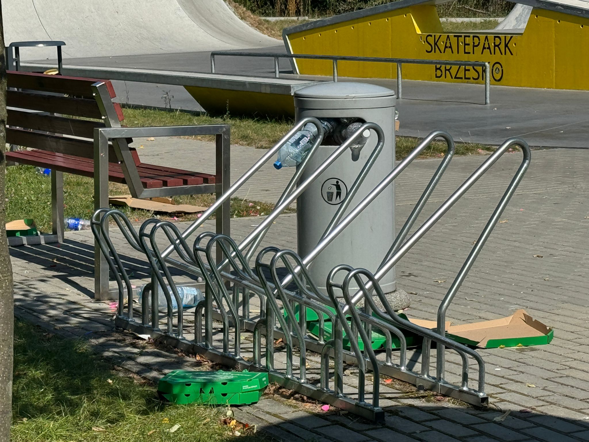 Wandalizm w brzeskim skate parku. Policja zaprasza na debatę