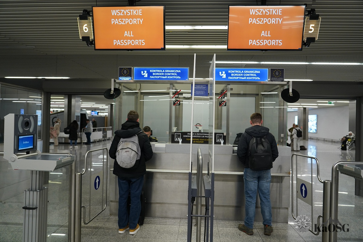 Weekendowe interwencje funkcjonariuszy Straży Granicznej na krakowskim lotnisku