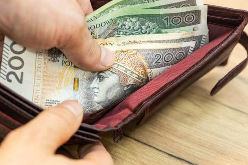 13-latek pokazał, czym jest uczciwość. Portfel wrócił do właściciela