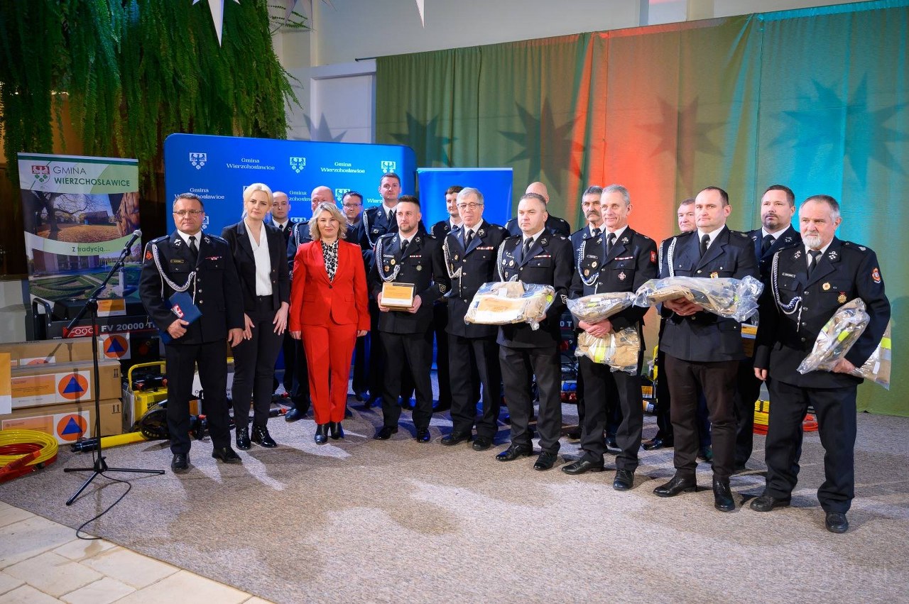 Doposażyć strażaków, wybudować magazyny i nie tylko. Program Ochrony Ludności i Obrony Cywilnej w gminie Wierzchosławice