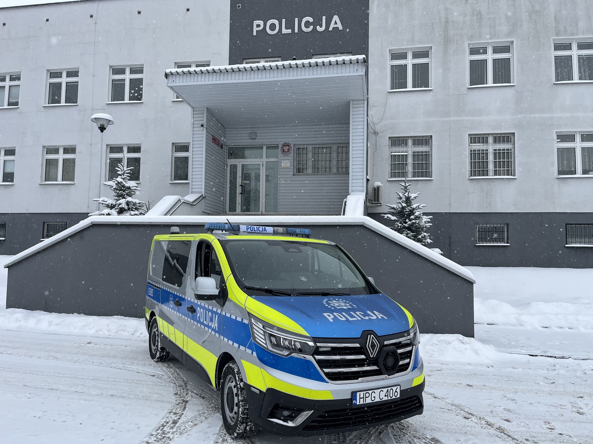 Brzesko. Policjanci otrzymali nowy radiowóz