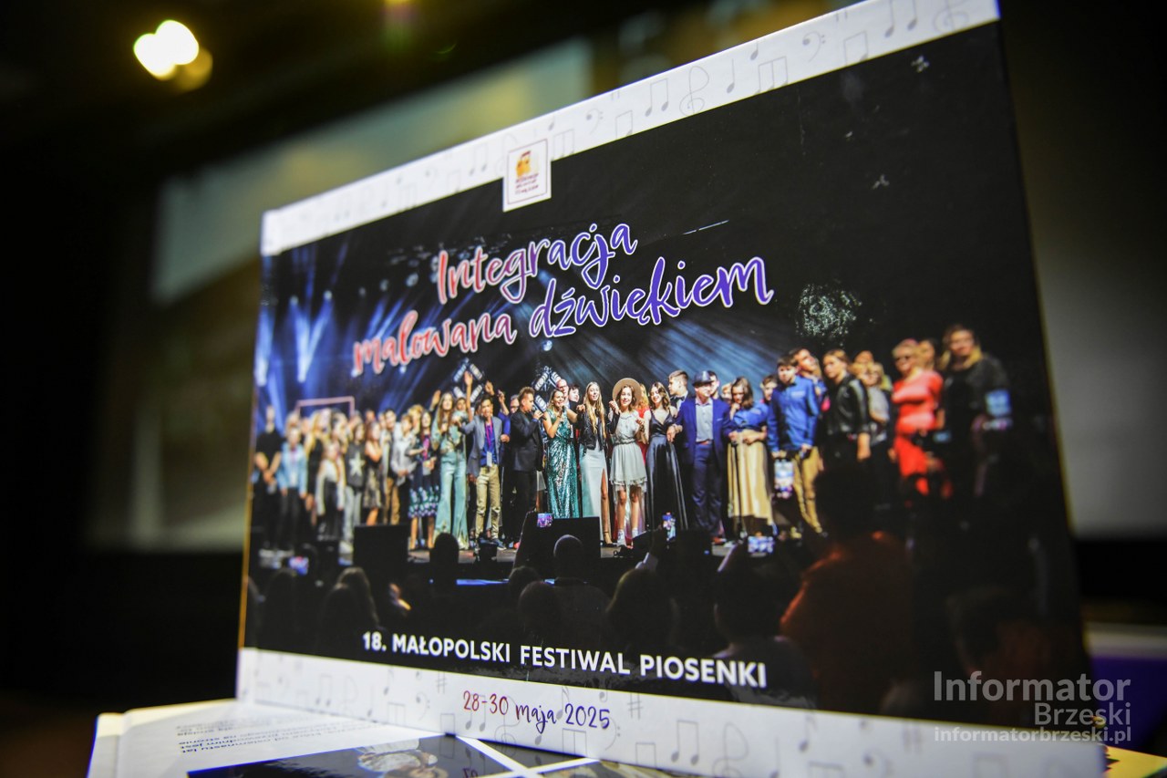 Muzycznie i kameralnie – promocja albumu Festiwalu „Integracja malowana dźwiękiem” w Bochni / zdjęcia