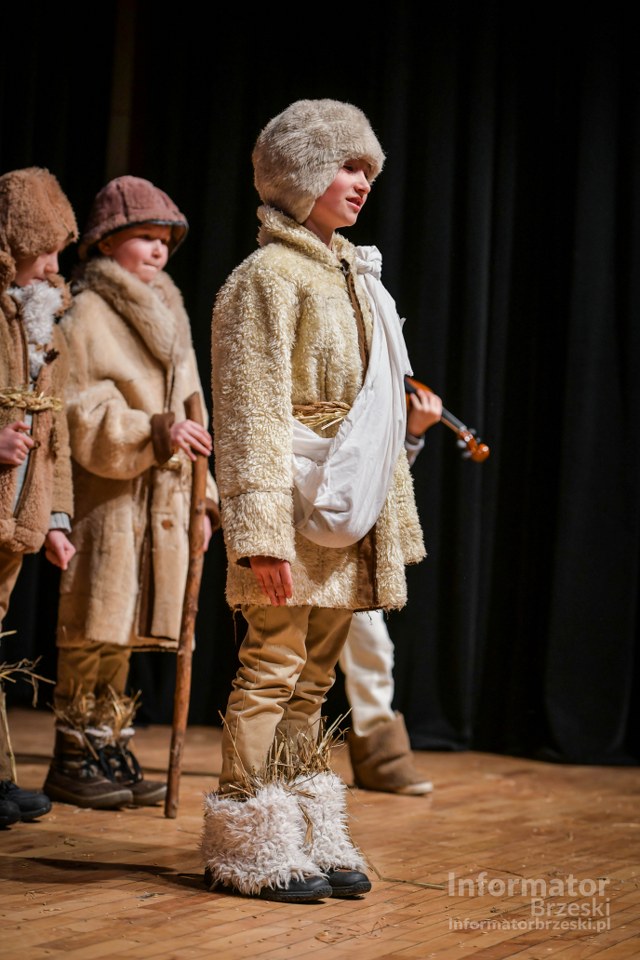 Kolędnicy z Uszwi zdominowali Przegląd Grup Kolędniczych w Lipnicy Murowanej / zdjęcia i video