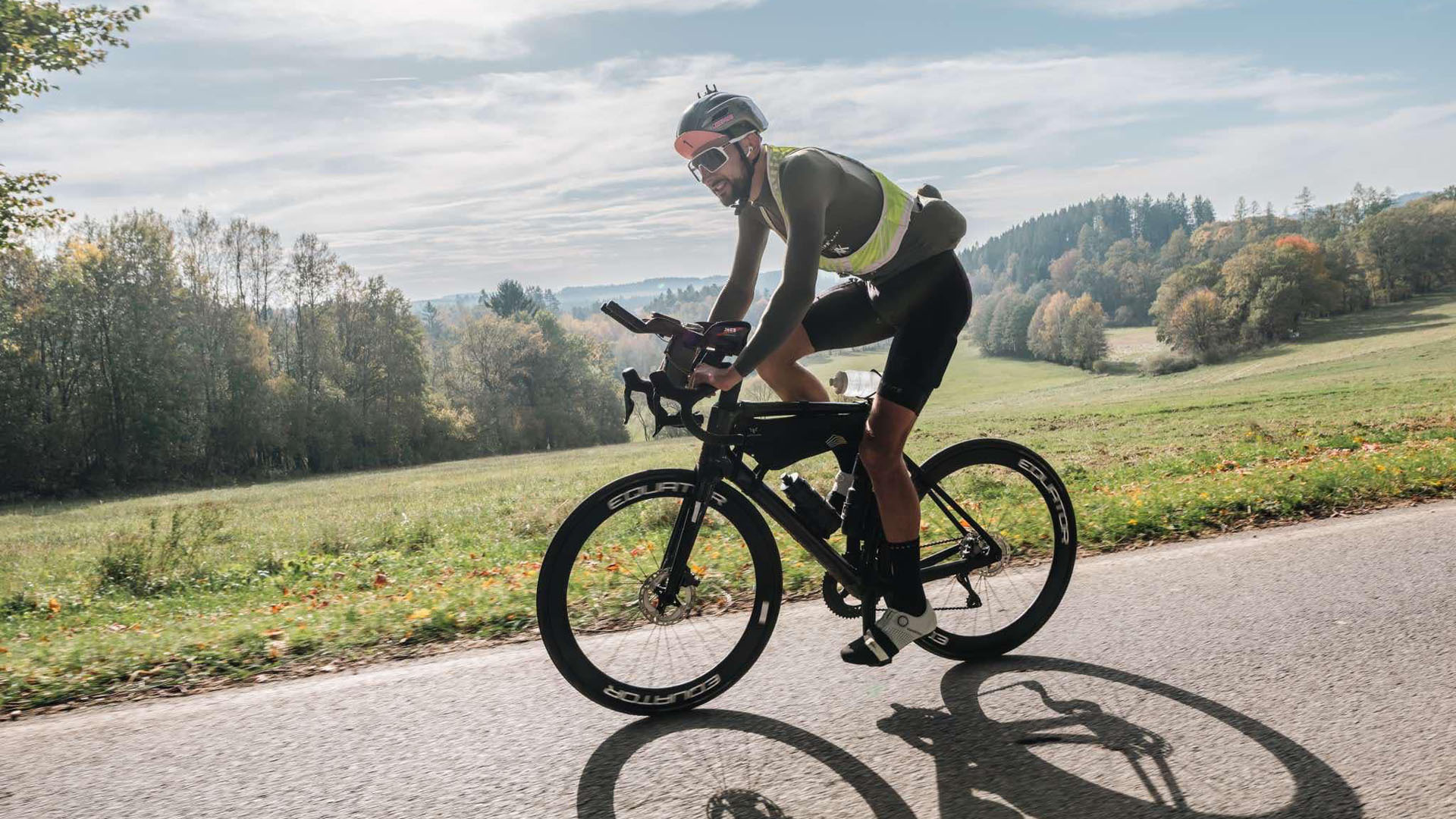 1000 kilometrów rowerem dla upamiętnienia Ofiar Holokaustu. Na trasie Powiat Brzeski