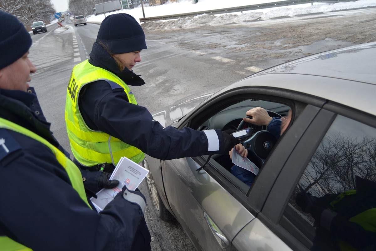 Brzesko. Bochnia. Policyjna akcja „Alkohol i narkotyki”
