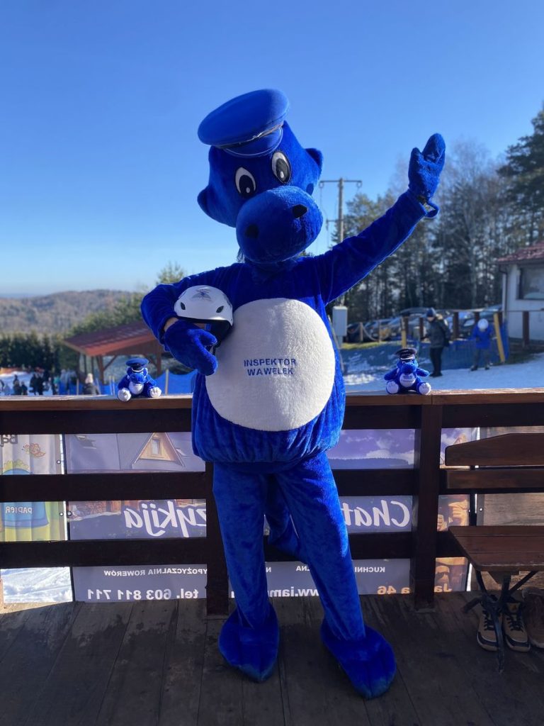 Policjanci czuwają nad bezpieczeństwem na stoku Jurasówka