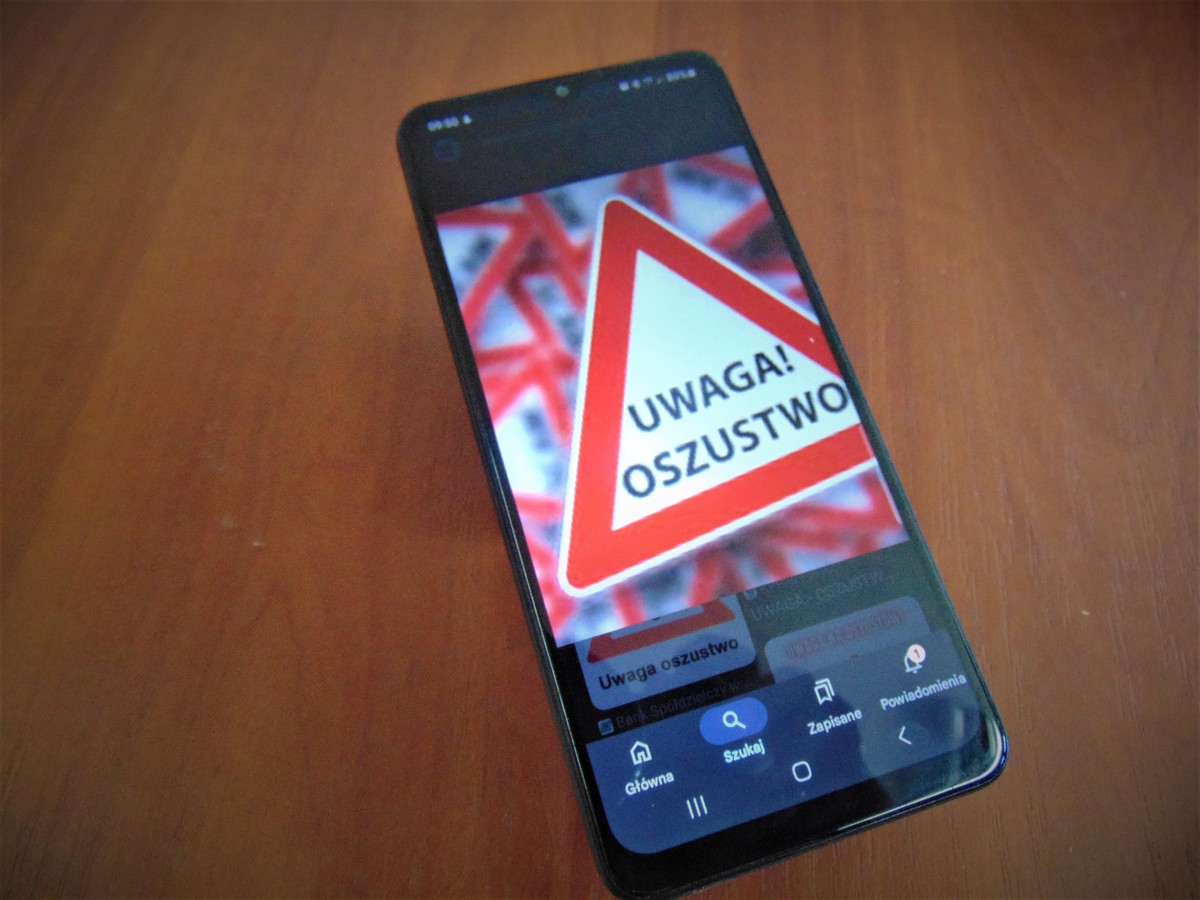 500 tysięcy złotych wyłudzonych „na policjanta”