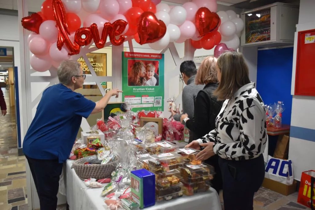 Moc serduszek dla małego Krystianka – szpital dziękuje wszystkim za udział