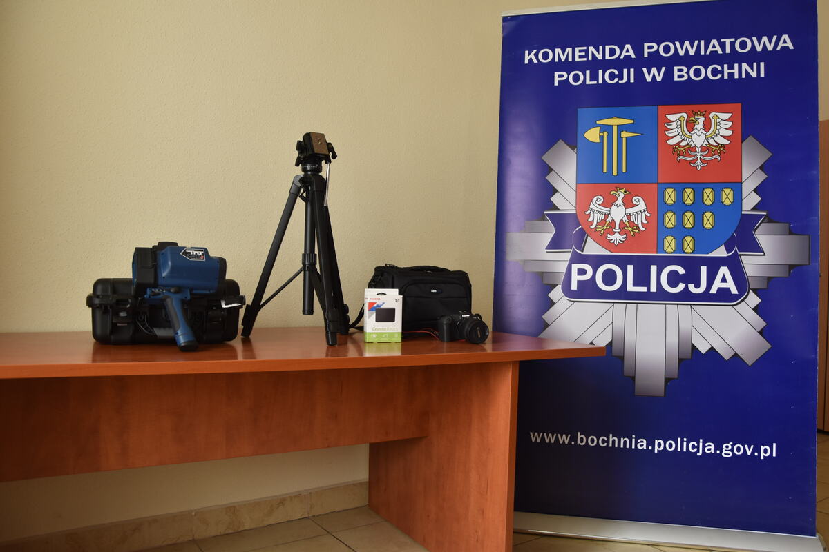 Nowy sprzęt dla policjantów bocheńskiej drogówki