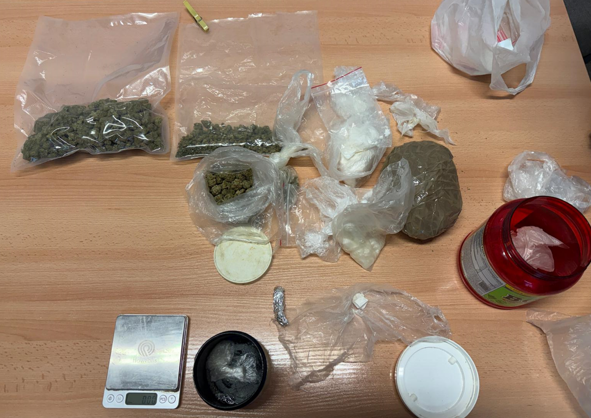 Zatrzymano 9 osób i pół kilograma narkotyków (marihuana, amfetamina, metaamfetamina, mefedron oraz kokaina)