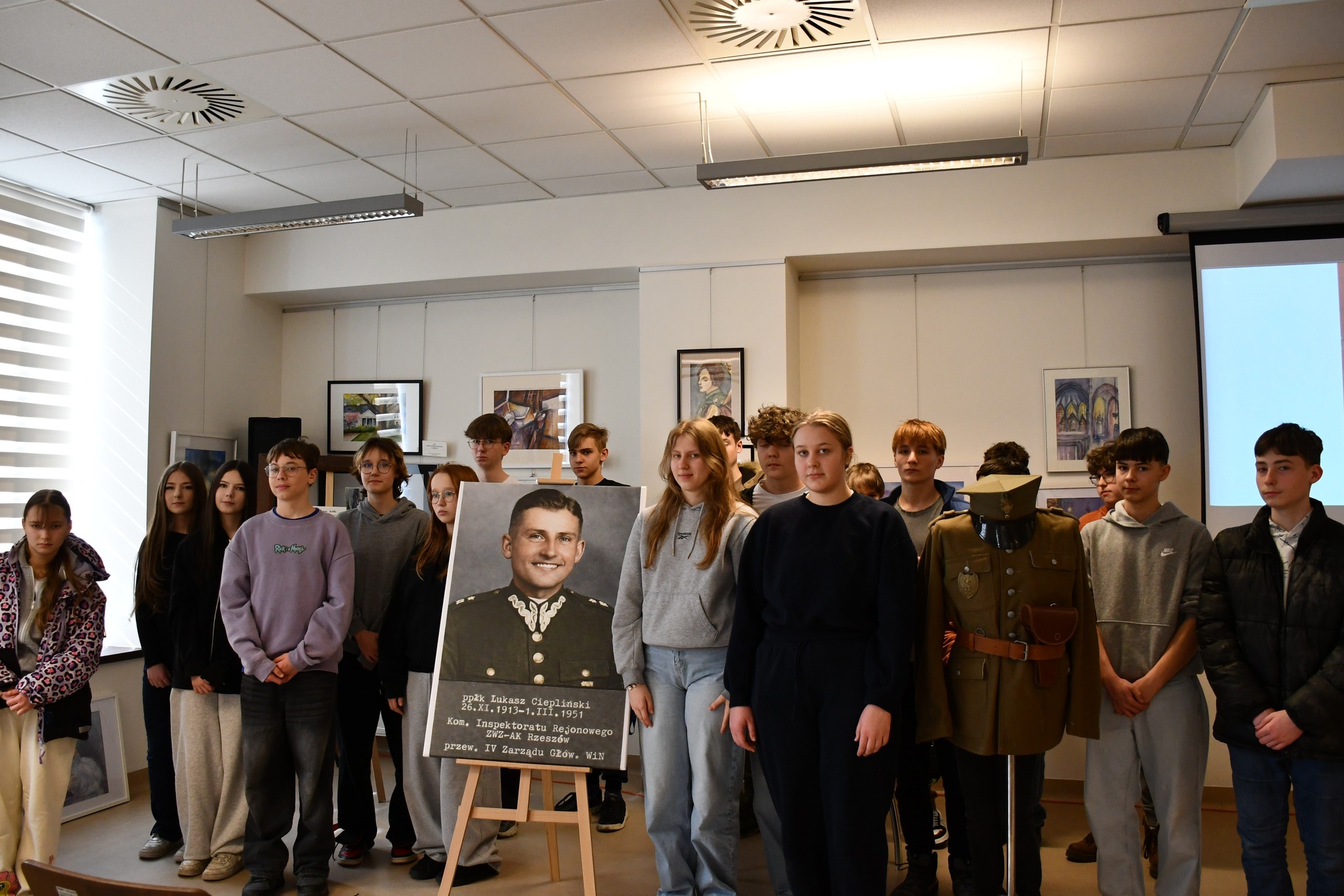 Brzesko. „Odbiorą mi tylko życie…” – spotkanie z historią pułkownika Łukasza Cieplińskiego