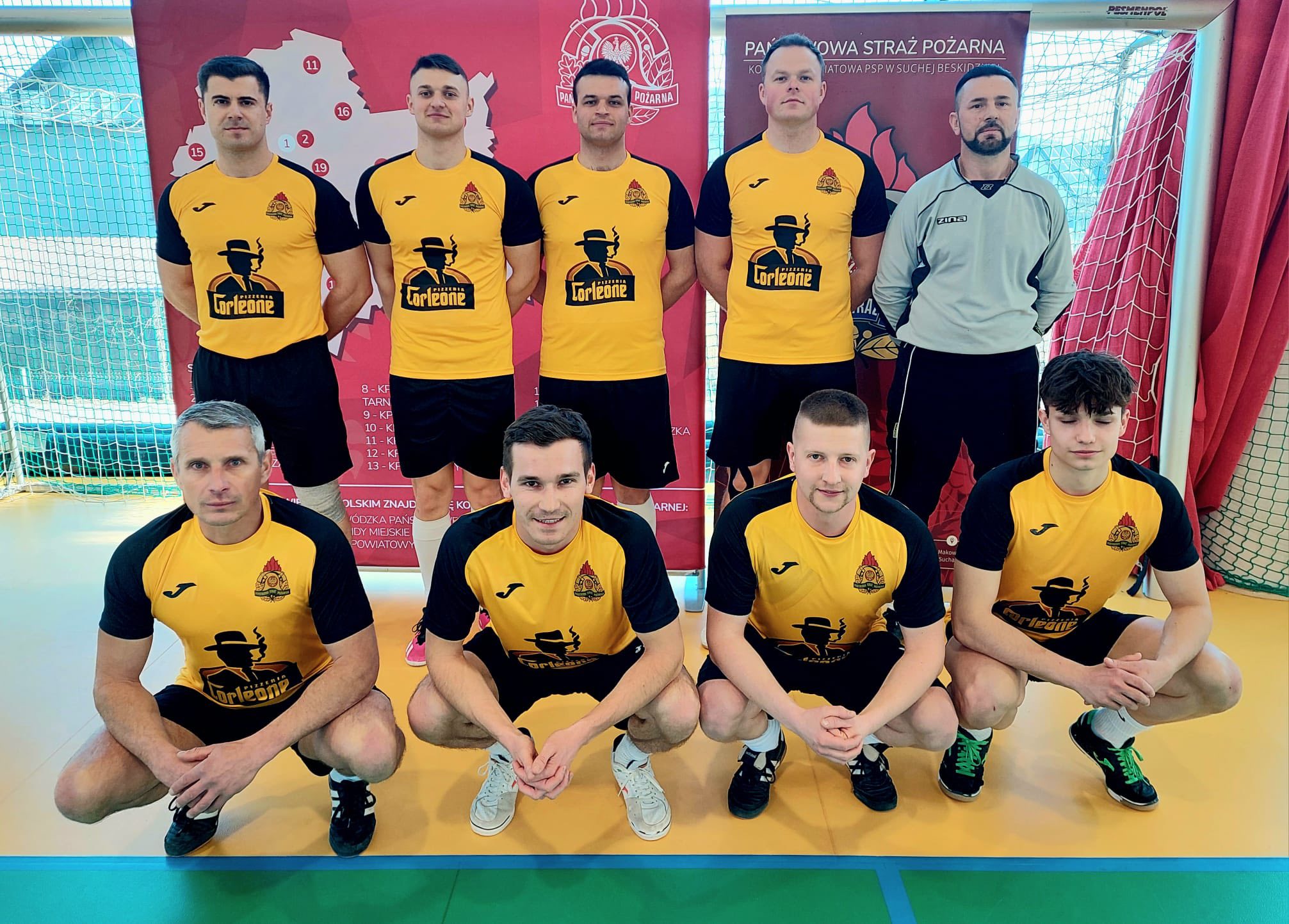 Strażacy z PSP Brzesko o włos od podium na Mistrzostwach Województwa Małopolskiego w halowej piłce nożnej