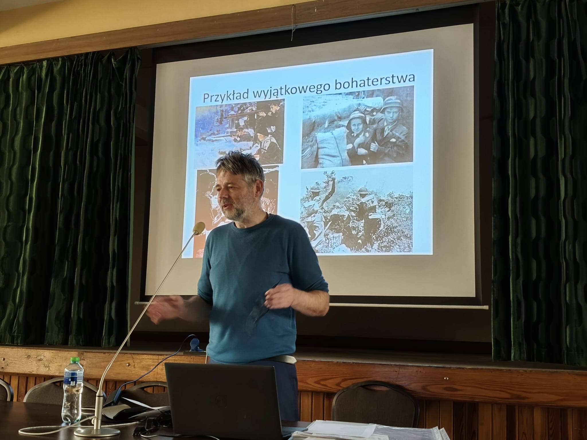 Wykład o obronie Lwowa. W Brzesku ruszyła Akademia Historii XX wieku