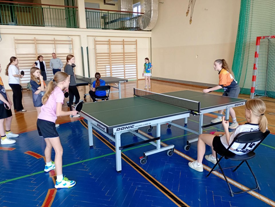 Udany występ uczniów z Rzezawy w zawodach powiatowych