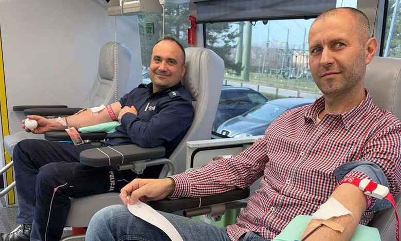 żabolenci i pracownicy brzeskiej komendy oddali krew