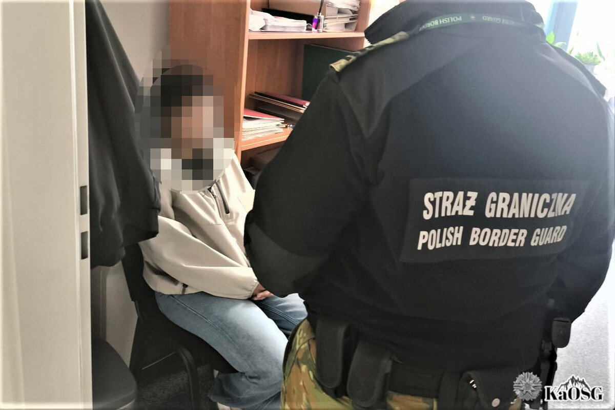 Funkcjonariusze KaOSG zatrzymali 4 cudzoziemców w Małopolsce